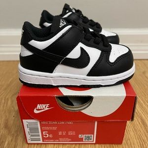 Nike Dunks Low - 5C